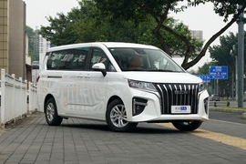 2026款北京制造锐胜王牌M7 2.0L 长轴中级营运舒适版 7座 CNG