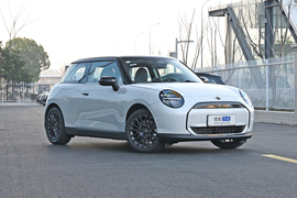 2026款电动MINI 456km COOPER E 经典派