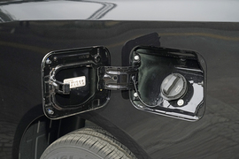 2026款北京制造锐胜王牌M7 2.0L 手动长轴精英版 9座 CNG