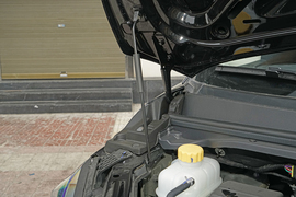 2026款北京制造锐胜王牌M7 2.0L 手动长轴精英版 9座 CNG