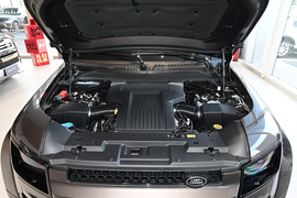 2026款路虎卫士 110 OCTA