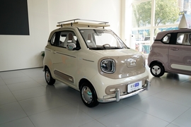 2026款奔腾小马 222km 摩登马