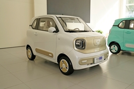 2026款奔腾小马 222km 闪耀马