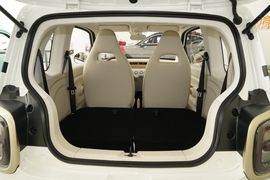 2026款奔腾小马 222km 闪耀马