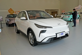 2026款奔腾悦意03 565km 欣享版