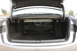 2026款比亚迪秦PLUS DM-i 210KM进取型