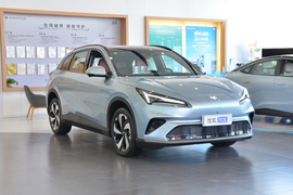 2026款极狐阿尔法T5 纯电 560 元境智行版