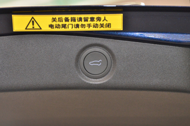 2025款特斯拉Model 3 长续航后轮驱动版 改款