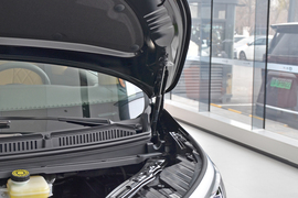 2025款腾势D9 PHEV DM-i 智驾版 1020 四驱尊贵型