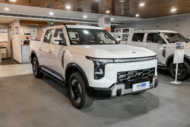 2025款郑州日产Z9 GE PHEV 135KM 后驱智享版