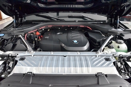 2026款宝马X3 xDrive30L 领先型 M运动曜夜套装