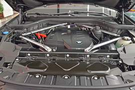 2026款宝马X5 xDrive 30Li 尊享型M运动曜夜套装 改款