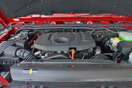 2026款北京越野BJ40 2.0T 探险家 汽油版