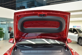 2026款特斯拉Model Y 长续航全轮驱动版