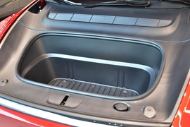 2026款特斯拉Model Y 长续航全轮驱动版