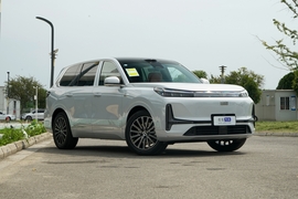 2025款吉利银河M9 230km 两驱探索版