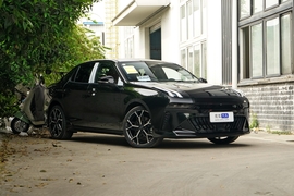 2026款领克03 2.0TD 大尾翼版