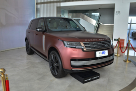 2025款路虎揽胜 4.4 V8 SV中国十周年高定版