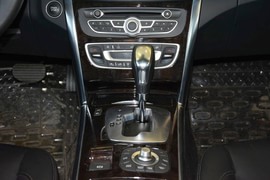 2013款雷诺纬度2.5L旗舰版 改款