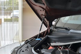 2025款路虎揽胜 4.4 V8 SV中国十周年高定版