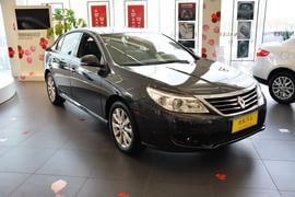 2013款雷诺纬度2.5L旗舰版 改款