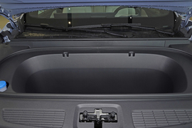 2026款日产N8X EV 580 Max