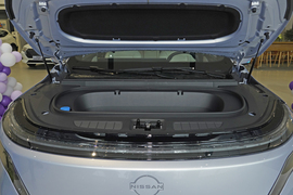 2026款日产N8X EV 580 Max