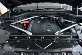 2026款宝马X7 xDrive40i 领先豪华套装 7座