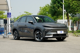 2026款吉利博越REV 220km 长续航铂金智尊版