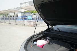 2026款吉利博越REV 220km 长续航铂金智尊版