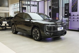 2026款奥迪E7X 先锋quattro型