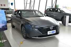 2026款日产天籁 鸿蒙座舱 2.0L 智能超舒适版