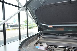 2025款方程豹钛7 PHEV 200KM两驱Max版