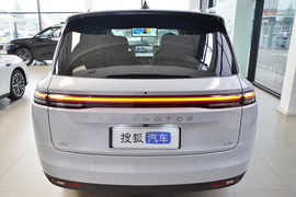 正后
