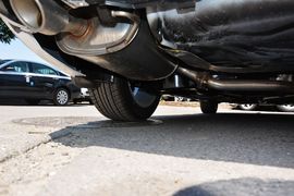 2014款奔腾B70 2.0L手动豪华型