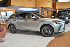 2026款雷克萨斯RX 350h 四驱醇享版
