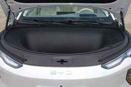 2026款海豹08 EV 785KM四驱旗舰型