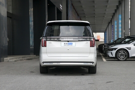 正后
