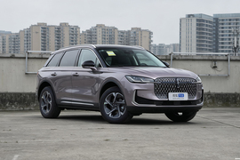 2026款林肯冒险家 2.0T 前驱典雅型