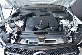 2026款奔驰GLC 300 L 4MATIC 动感型 7座 改款