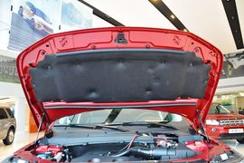 2014款路虎神行者2 2.0T Si4 HSE汽油版