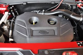 2014款路虎神行者2 2.0T Si4 HSE汽油版