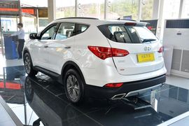 2013款现代胜达2.4 GLS自动两驱智能型