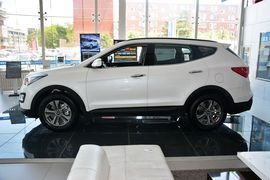 2013款现代胜达2.4 GLS自动两驱智能型