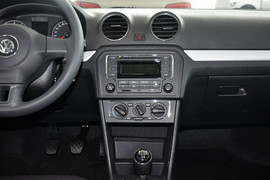 2013款大众捷达1.6L手动舒适型