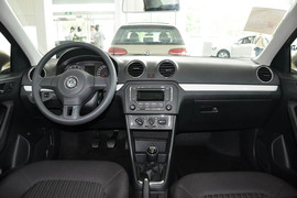 2013款大众捷达1.6L手动舒适型