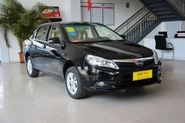 2014款比亚迪F3 1.5L手动尊贵型