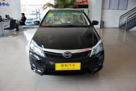 2014款比亚迪F3 1.5L手动尊贵型