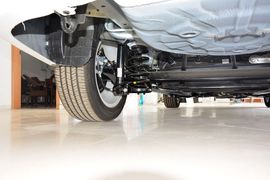 2014款比亚迪速锐1.5L手动豪华型