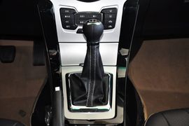 2014款比亚迪速锐1.5L手动豪华型